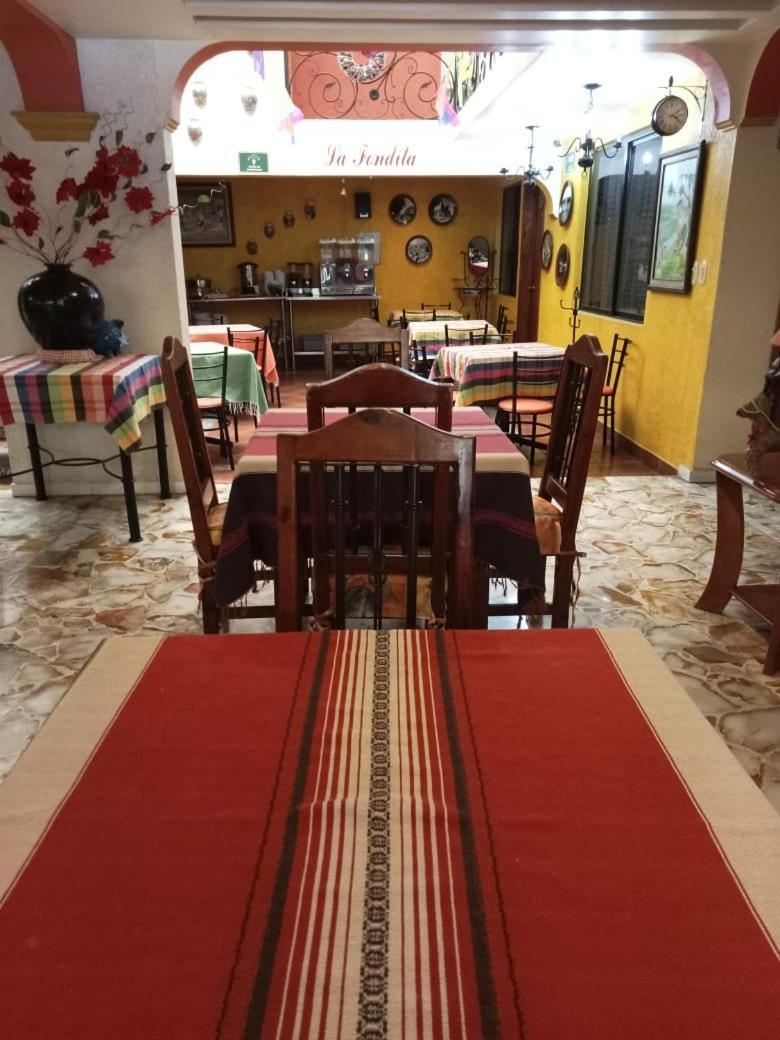 Hotel Dona Alicia Oaxaca Bagian luar foto