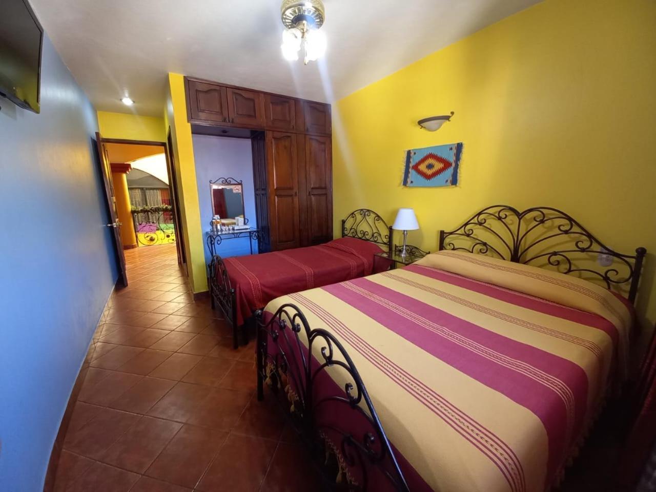 Hotel Dona Alicia Oaxaca Bagian luar foto