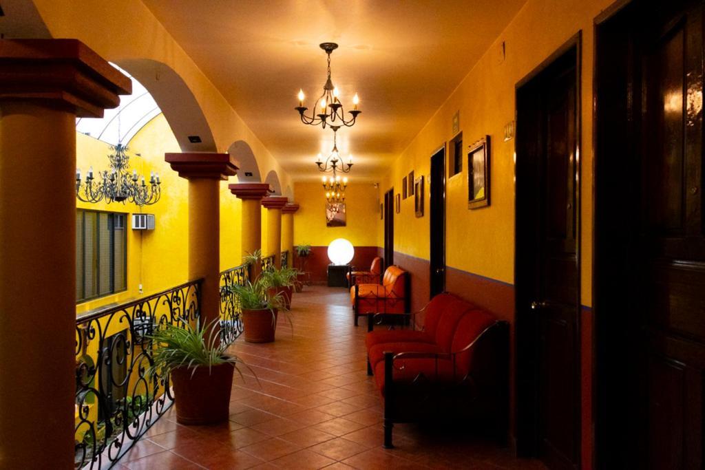 Hotel Dona Alicia Oaxaca Bagian luar foto